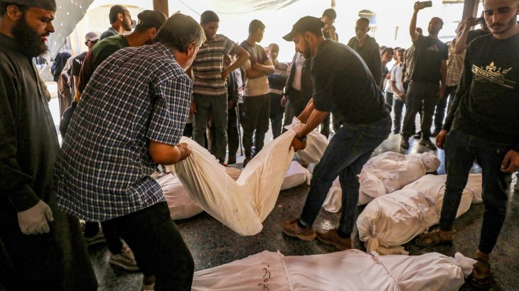 Deadly Israeli attacks target central and southern Gaza