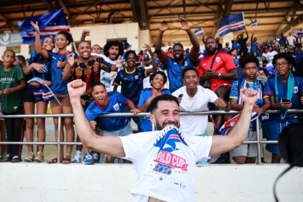 Roberto Lopes of Cape Verde celebrates with supporters.