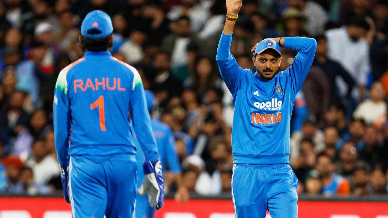 IND vs AUS Live Score, 2nd ODI: Australia (109/3 in 21.4 ov), Axar Patel breaks 55-run partnership