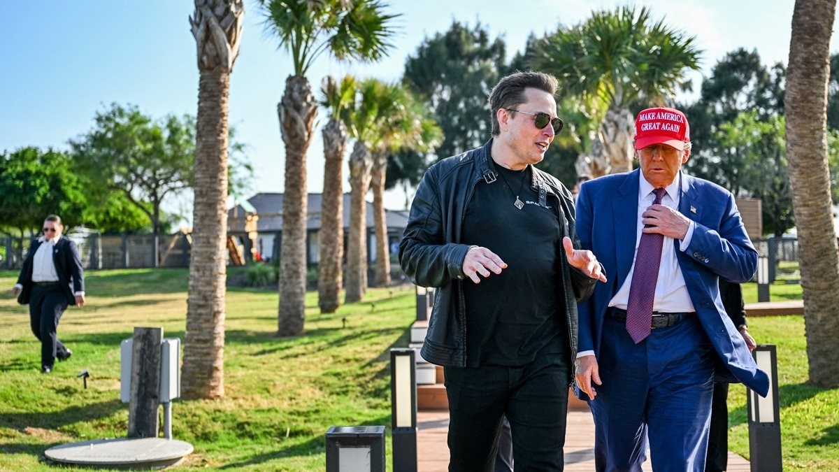 Elon Musk brawls with Trump's Nasa chief over ending space agency's independence