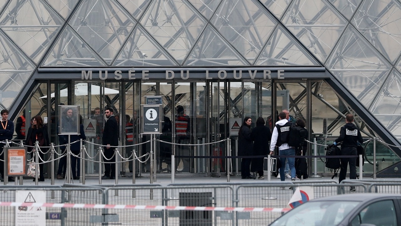 Basket lift, disc cutter: How Louvre robbers carried out brazen 4-minute heist