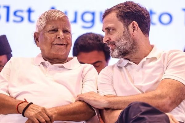 Rahul Gandhi dials Lalu Yadav to resolve Bihar seat-sharing deadlock: Sources