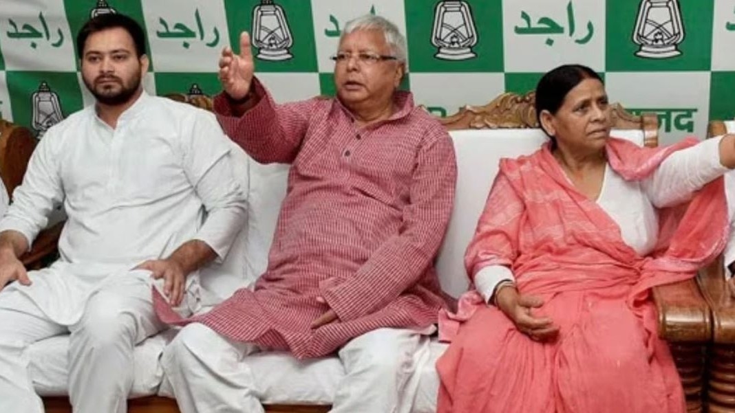 Lalu Yadav, Rabri, Tejashwi to face trial in IRCTC scam in big court setback