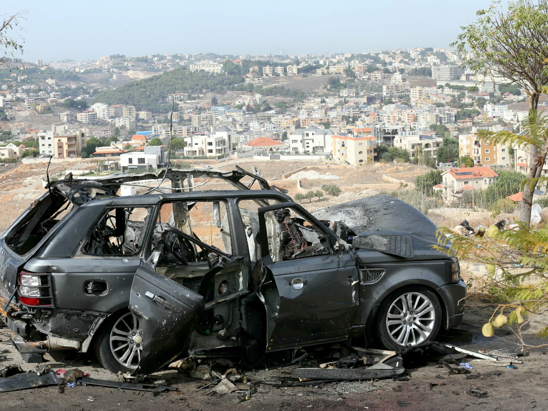 Israeli air strike kills four in Lebanon, straining fragile ceasefire
