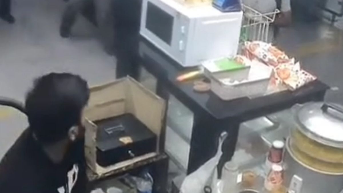 Video: CCTV shows shockwaves from Red Fort blast shaking ground 40 feet below