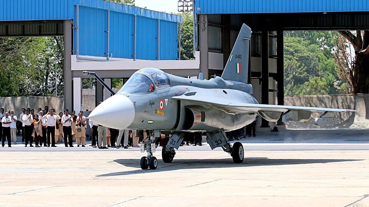India signs deal to buy 113 engines from US for Tejas jets amid trade tensions